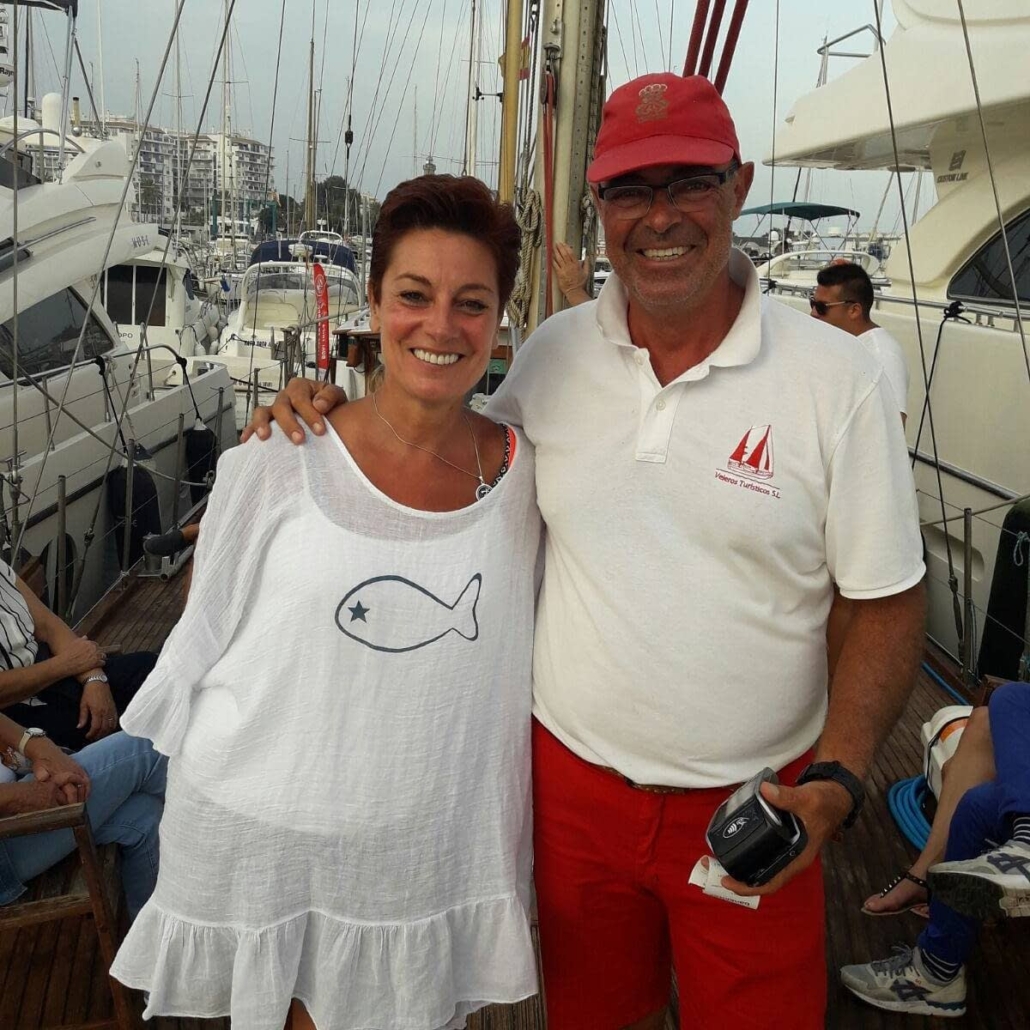 Rutas en velero para avistar delfines en Estepona.